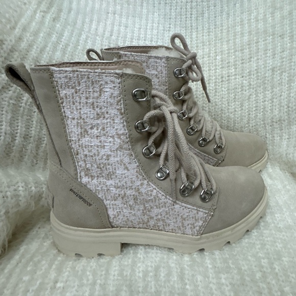 SOREL Lennox Lace cozy rain boots waterproof suede w/shearling tongue.Sz-7. D - Picture 4 of 16